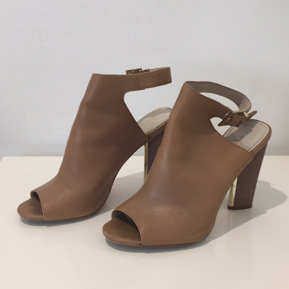 Calvin Klein heels size 9.5